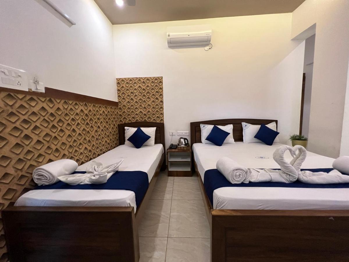 Raja Residency Hotel Alāndurai Exterior photo